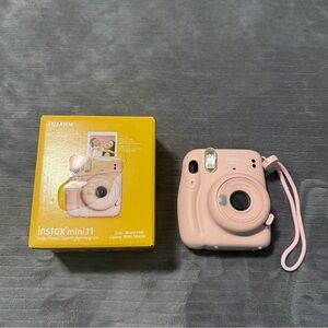 Fujifilm Instax Mini 11 Blush Pink Camera